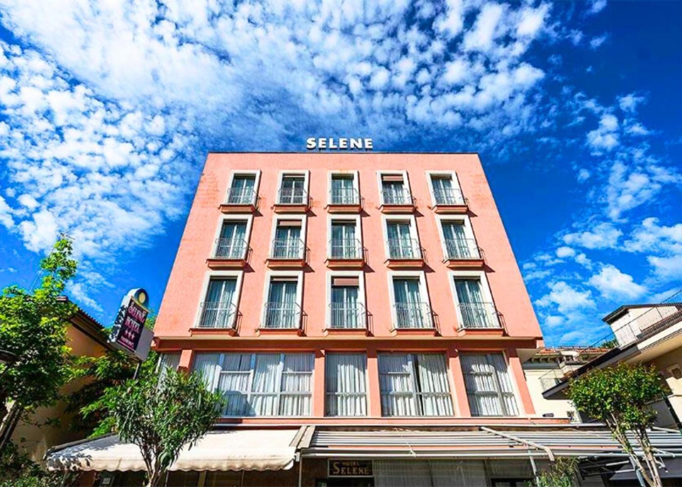 Hotel Selene - Vista Mare Riccione Eksteriør billede