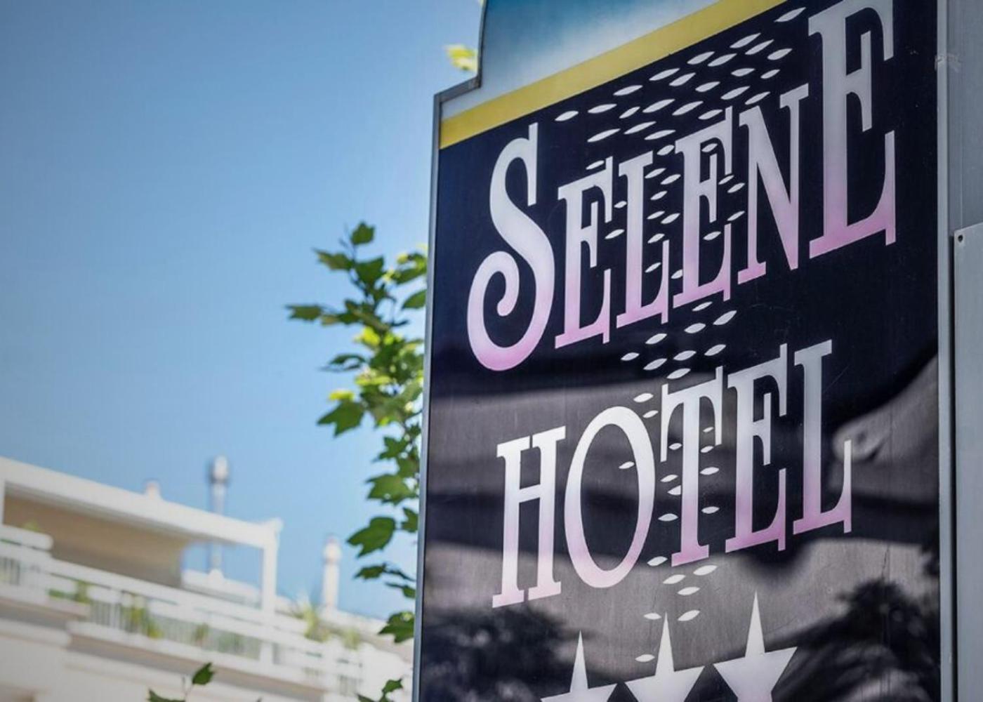 Hotel Selene - Vista Mare Riccione Eksteriør billede