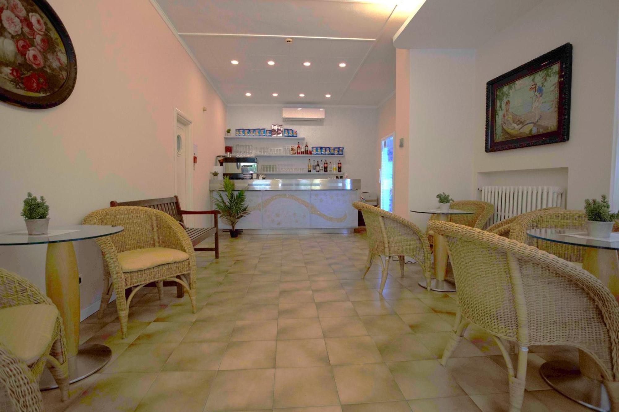 Hotel Selene - Vista Mare Riccione Eksteriør billede